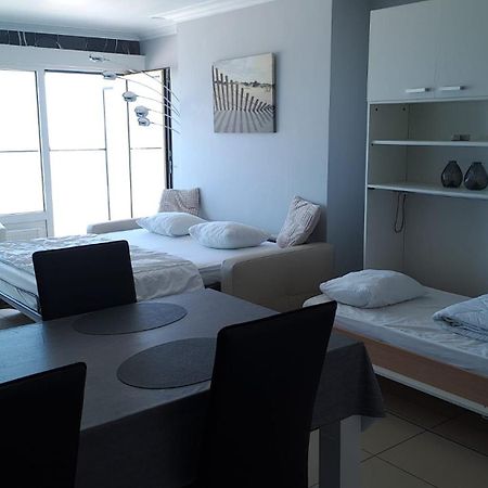 Modern Studio With Beautiful Sea View - 9Th Floor Blankenberge Luaran gambar