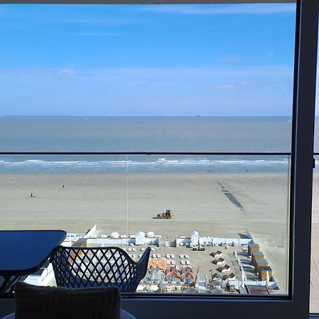 Modern Studio With Beautiful Sea View - 9Th Floor Blankenberge Luaran gambar