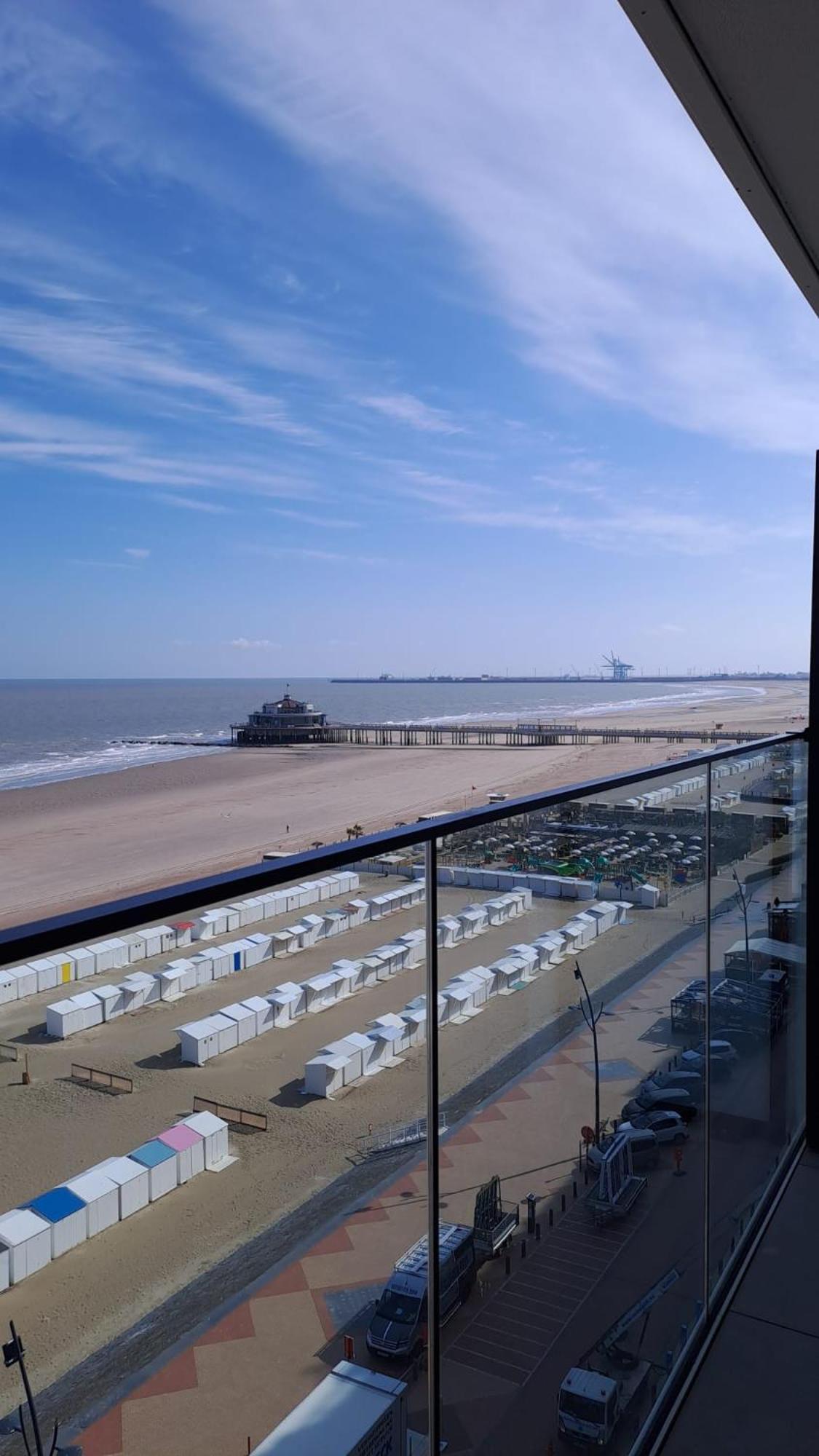 Modern Studio With Beautiful Sea View - 9Th Floor Blankenberge Luaran gambar